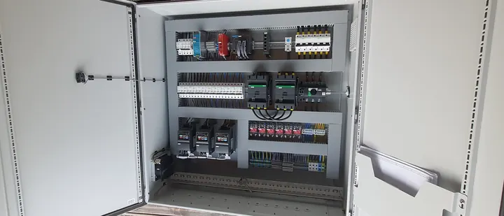 Elektros ir automatikos skydo nuotrauka 14
